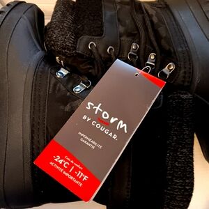 Storm By Cougar Creek Black Camo Snow Boots. NEW